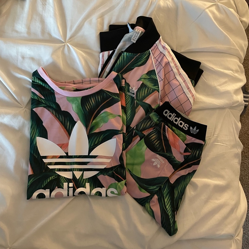 Adidas Original Palm Leaf, 3 pieces (jacket, shirt, tights) all size medium